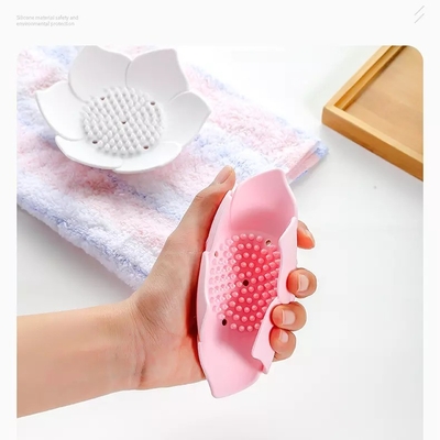 Porteur de savon de salle de bain moderne avec conception de fleurs à double couche et plateau en silicone antidérapant