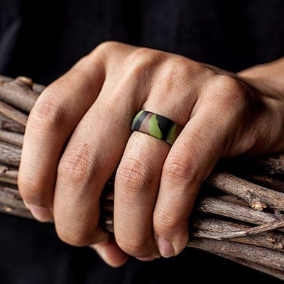 Moulure d'une bague de mariage en silicone pour homme 8,7 mm large bande de caoutchouc 2,5 mm épaisse