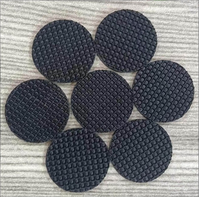 Taille personnalisée Garniture de moulage en caoutchouc en silicone à maillage noir avec plaquette autoadhésive pour les pieds