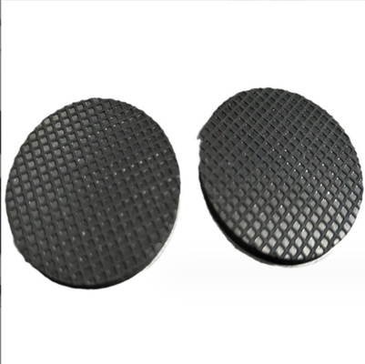 Taille personnalisée Garniture de moulage en caoutchouc en silicone à maillage noir avec plaquette autoadhésive pour les pieds