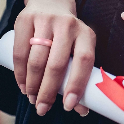 Rings de mariage en silicone métallique avec service de traitement de moulage