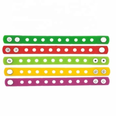 Bracelet de sport en silicone de 18 cm avec service de moulage et ornementation personnalisée