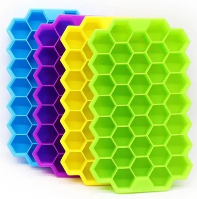Fabricants de crème glacée durable Plier chaud 37-cavité Honeycomb silicone plateau de glace avec couvercle