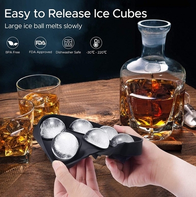 Fabricants de crème glacée stockés 6 cavité de qualité alimentaire Silicone Ice Cube Boule plateau moule avec couvercle