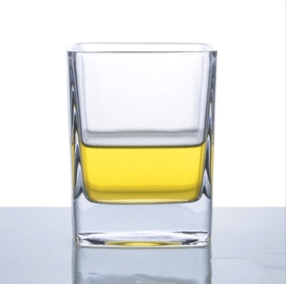 1 quantité prête à l'expédition Coupe de verre transparent pour la maison Bar de l' hôtel Whisky Wine Bière