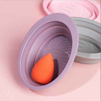 Le style durable est le pad de nettoyage pliant en mousse, le pinceau de maquillage en silicone, le lave-vaisselle