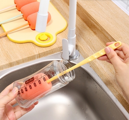 Pinceau de nettoyage de bouteilles en silicone en TPR PP pour le lavage de bouteilles pour bébés