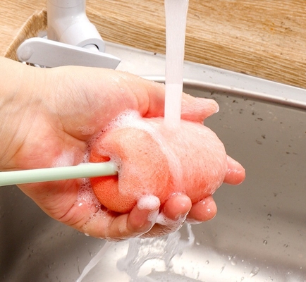 Pinceau de nettoyage de bouteilles en silicone en TPR PP pour le lavage de bouteilles pour bébés