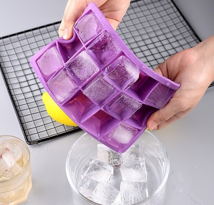 Fabricants de crème glacée facile de libération 15 cavité 24 cavité silicone Ice Cube plateaux avec couvercles