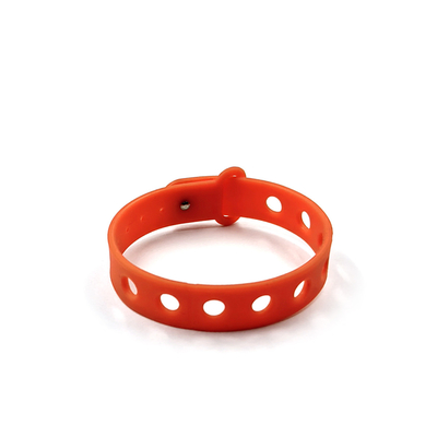 Des créateurs de silicone pièces de charme bracelet chaîne de chaussures de luxe collection de créateurs pour la fin