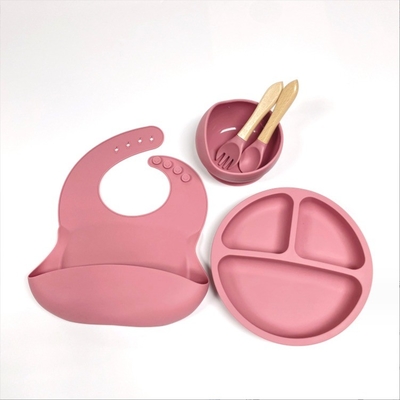 Ensemble d'alimentation de bébé en silicone de type vaisselle de dîner sans BPA avec cuillère à bouteille et biberon