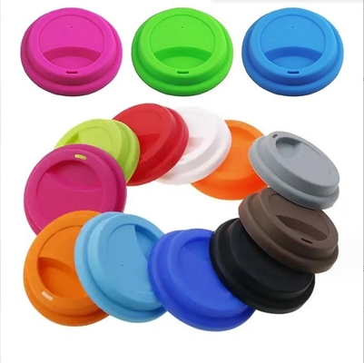 Coupe à boissons Coupe à soucoupes Couvercle de tasse à café en silicone réutilisable Couvercle de tasse en caoutchouc coloré