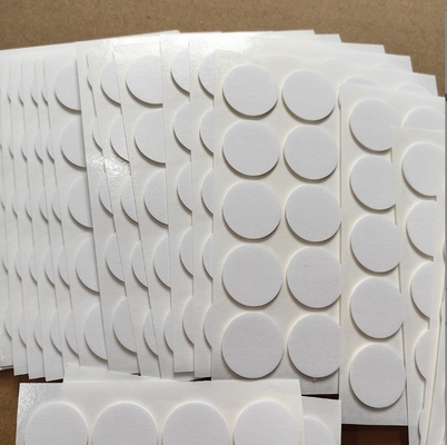 Les autocollants de wicks incluent le kit de fabrication de bougies de bricolage avec pot de versement et mousse blanche
