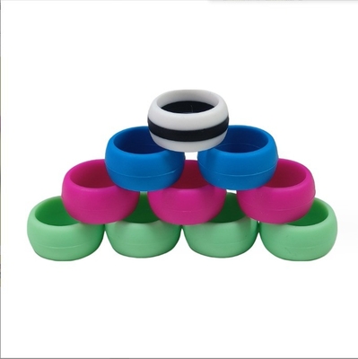Anneau de mariage en silicone de 18 mm adapté aux hommes et aux femmes