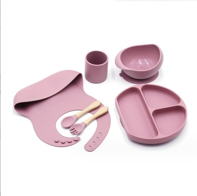 Ensemble d'alimentation en silicone Les fournitures pour bébés Les assiettes pour bébés Ensemble de nouveau-né Ensemble cadeau