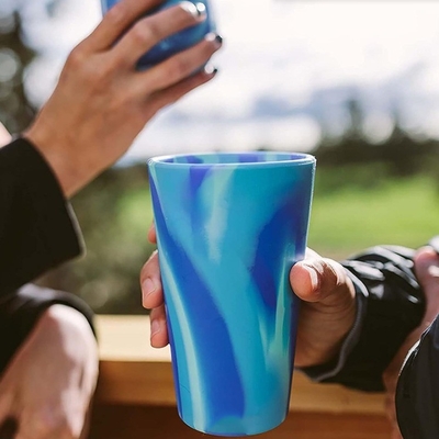 Conception personnalisée, tasse en silicone incassable sans BPA, durable pour le vin et la bière