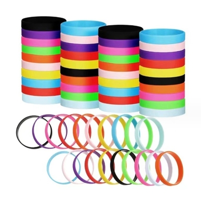Bracelet en caoutchouc de taille personnalisée en silicone pour enfants en moulage avec logo d'impression