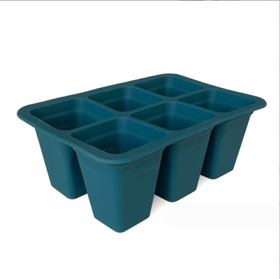 Plantation pratique avec des plateaux de démarrage de semences en silicone réutilisables et des plateaux de pépinière